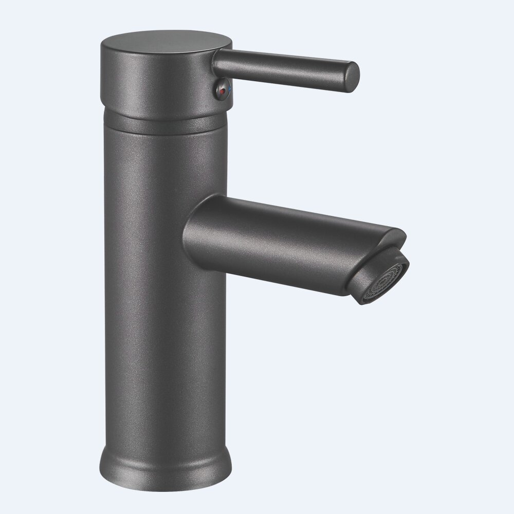 Mustat kylpyhuonehanat